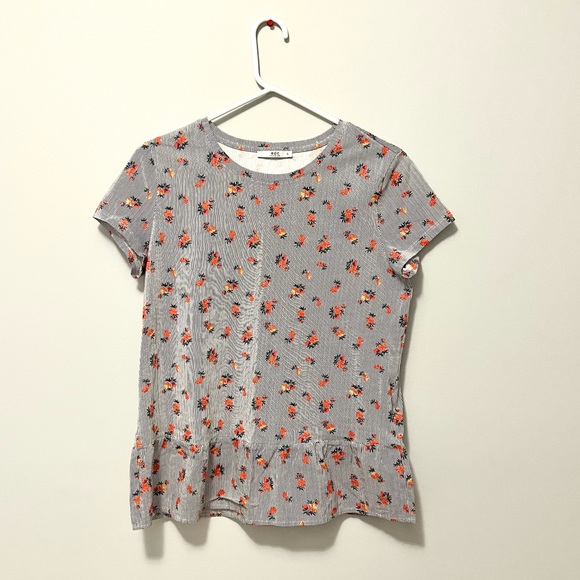 🔥 ASOS blue white striped red floral ruffle hem peplum short sleeve top - Picture 2 of 16